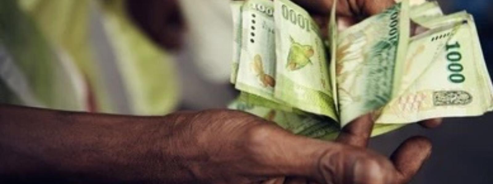 අස්වැසුම වැඩිහිටි දීමනාව අද (26) බැංකුගත කෙරේ